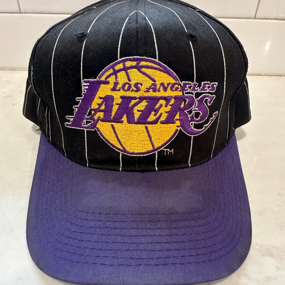 Los Angeles Lakers 90s Black Pinstripe Snapback Hat - Purple Brim
